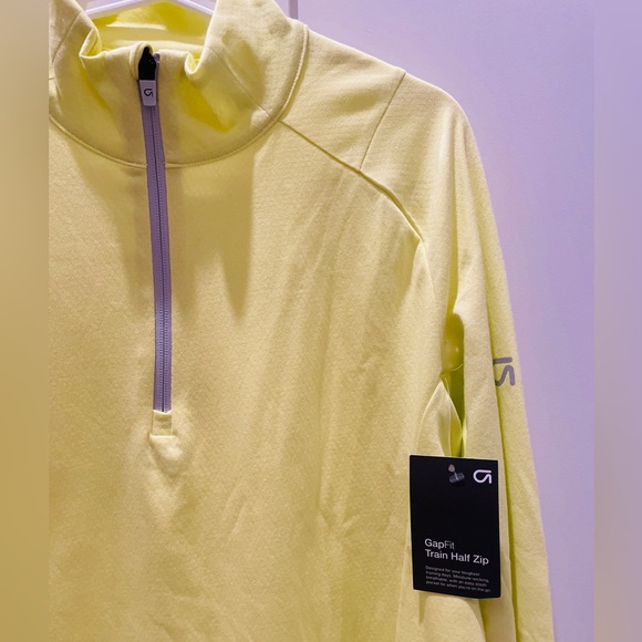 Gap, half zip Polyester dry fit long sleeve trainer, yellow  florescent size S. - Picture 5 of 9